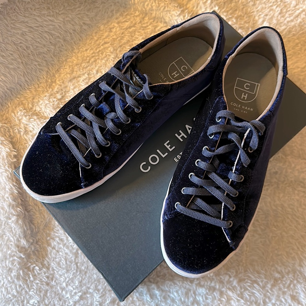 Cole Haan navy velvet lace up sneakers women’s size 9
